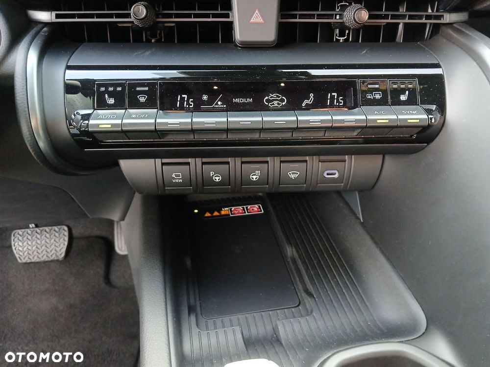 Toyota C-HR - 36