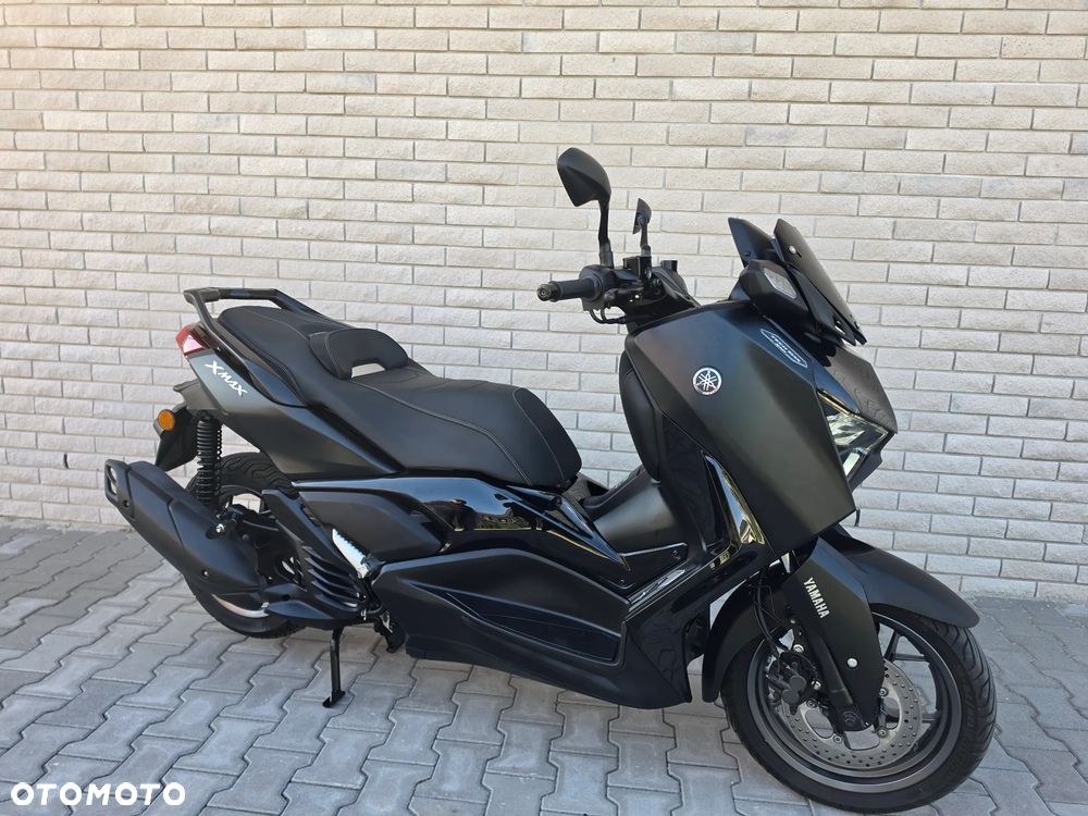 Yamaha X-max - 16