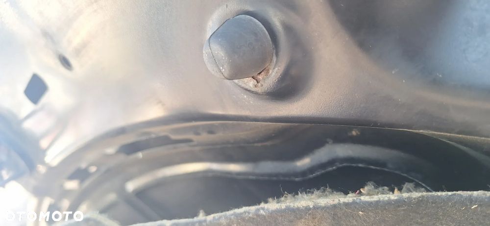 Volkswagen Passat CC Maska Pokrywa Komory Silnika Kod Lakieru LC9X - 35