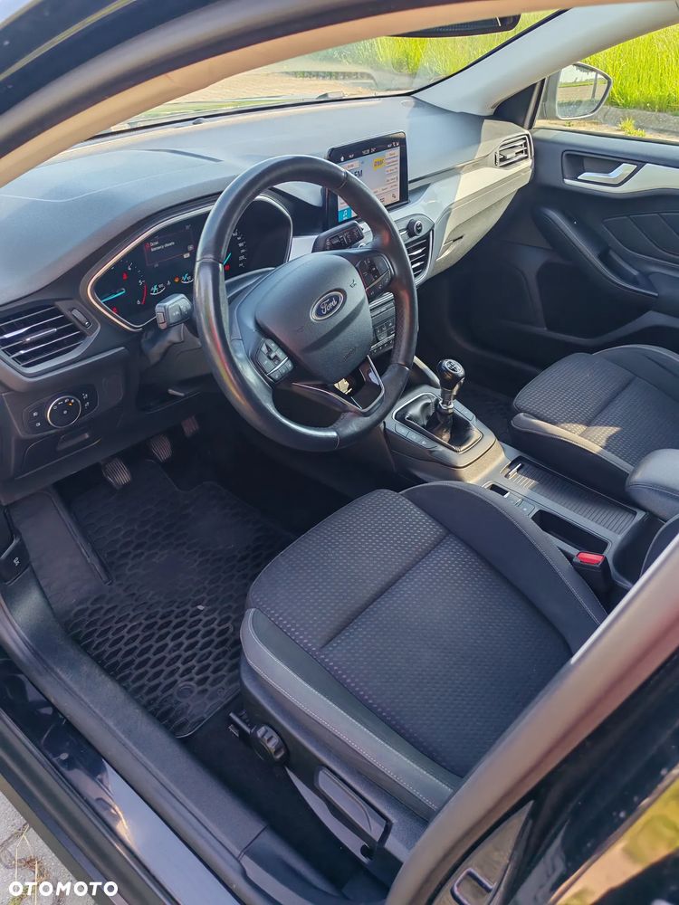 Ford Focus 1.5 EcoBlue Start-Stopp-System COOL&CONNECT - 9