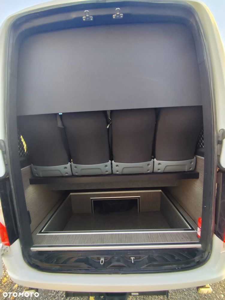 Mercedes-Benz SPRINTER - 11