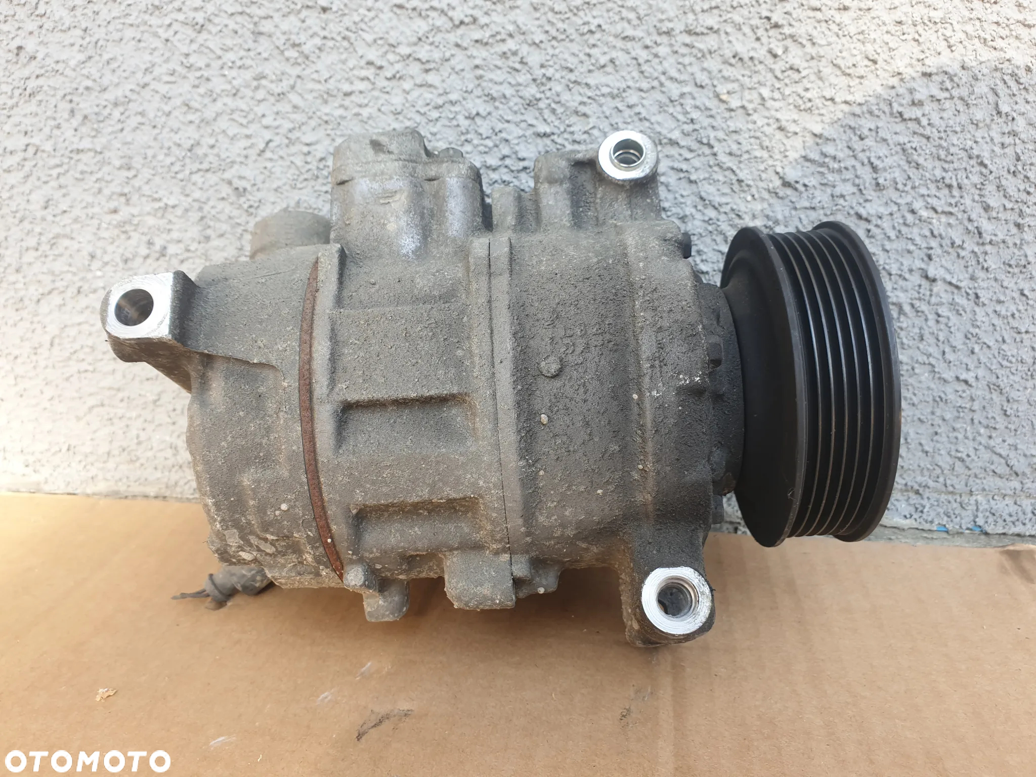 SPRĘŻARKA KLIMATYZACJI KOMPRESOR 8KO260805L AUDI Q5 A5 A8 A4 A6 C7  VW SKODA - 3
