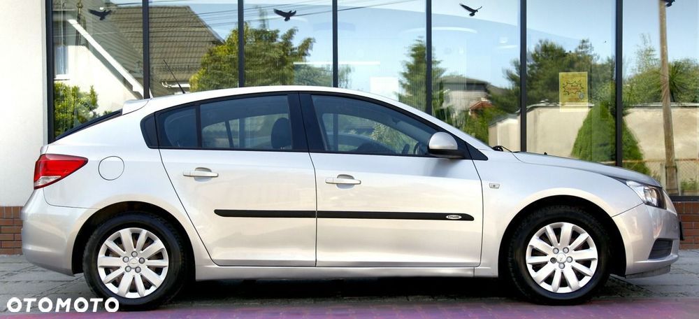 Chevrolet Cruze 1.6 LT+ - 18