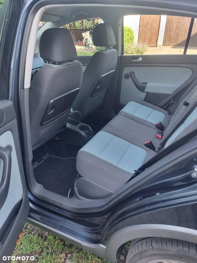 Volkswagen Golf Plus 1.9 TDI Cross - 12