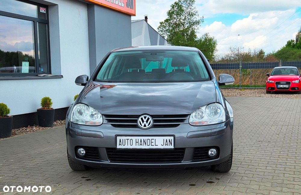 Volkswagen Golf - 18