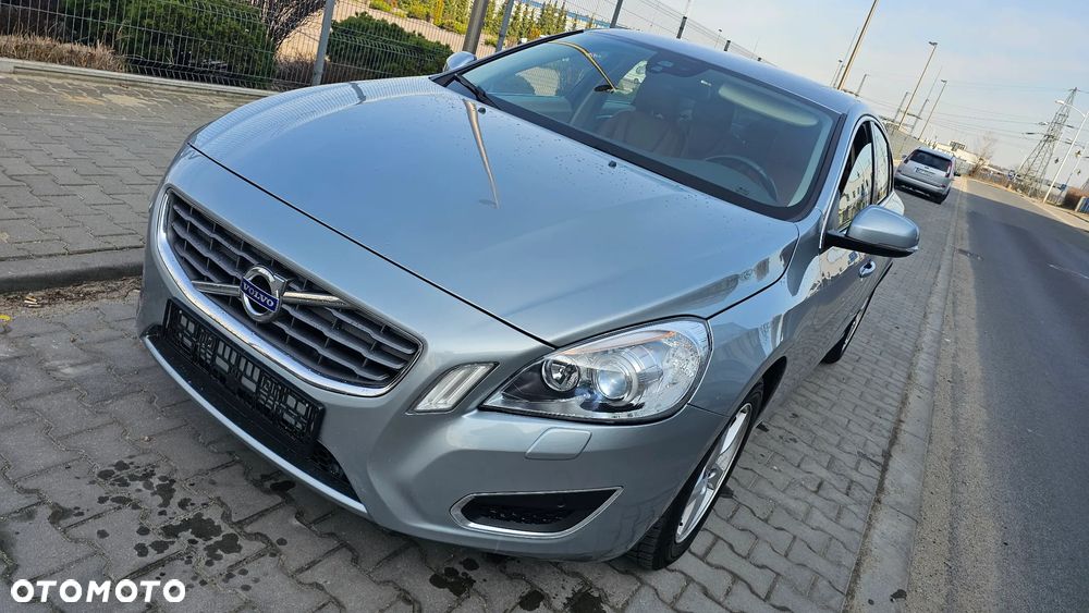Volvo S60 DRIVe Summum - 26