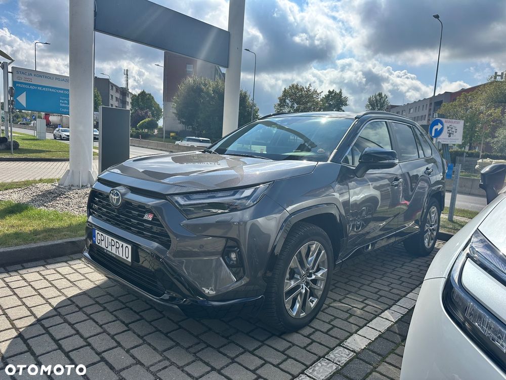 Toyota RAV4 - 3