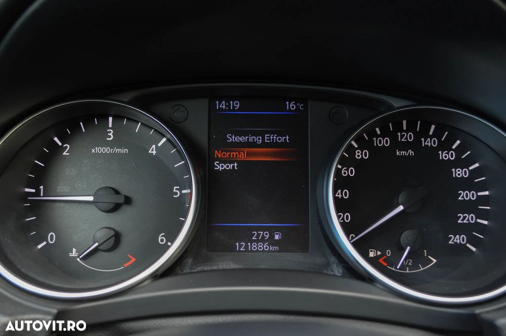 Nissan Qashqai 1.5D 114CP 2WD N-Connecta - 18