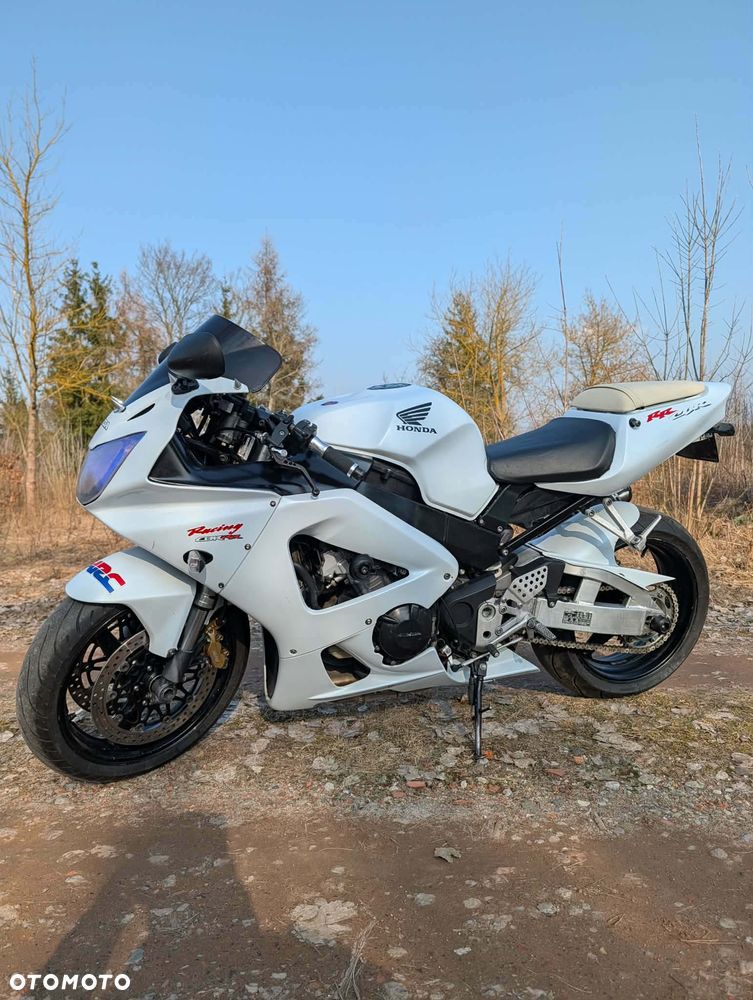 Honda CBR - 25