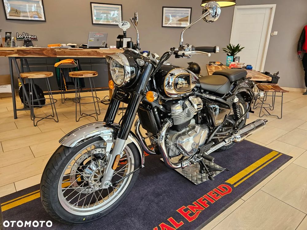 Royal Enfield Classic - 1