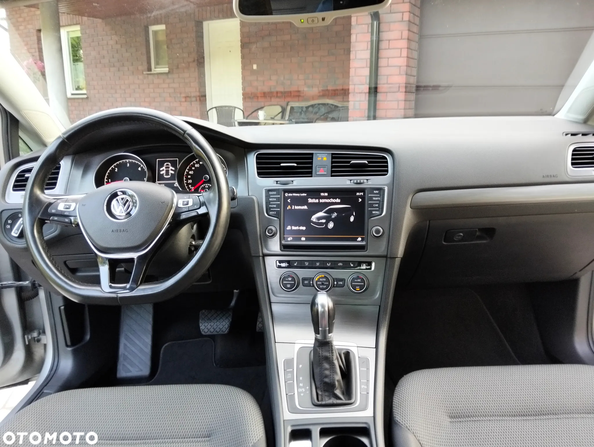 Volkswagen Golf VI 1.6 TDI Highline - 31