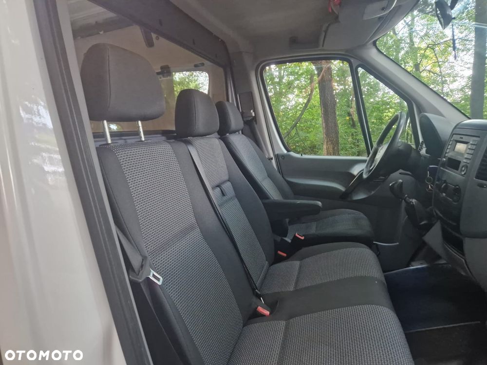Mercedes-Benz Sprinter - 6