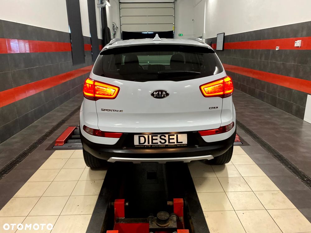 Kia Sportage 2.0 CRDI L AWD - 13