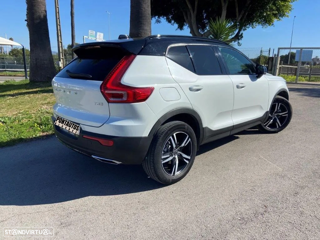 Volvo XC 40 1.5 T3 R-Design Geartronic - 2