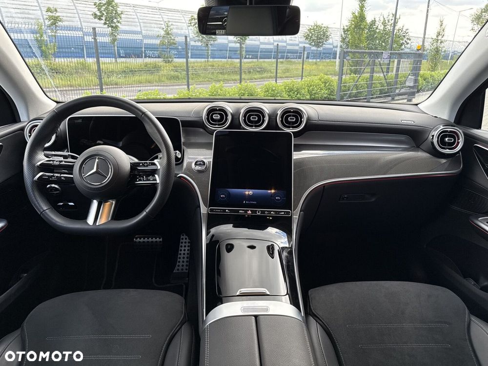 Mercedes-Benz GLC 200 mHEV 4-Matic AMG Line - 12