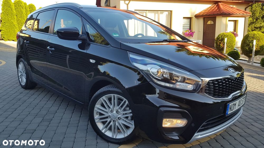 Kia Carens 1.6 GDI Dream Team Edition - 23