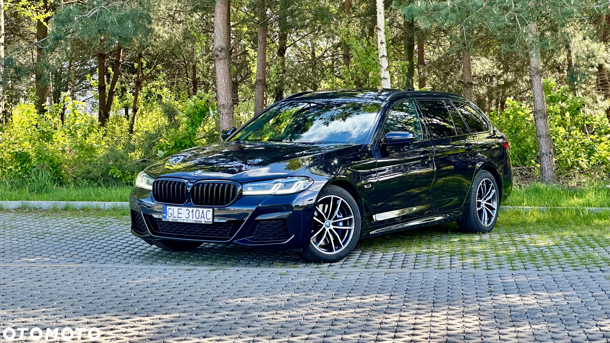BMW Seria 5 530e Touring - 3