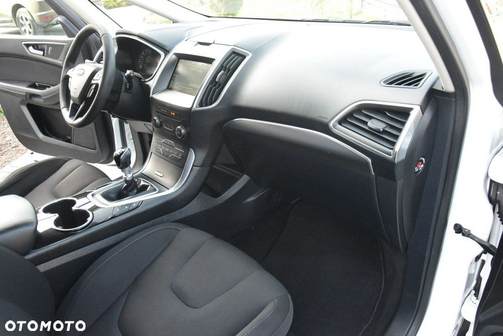 Ford S-Max 2.0 TDCi Titanium - 38