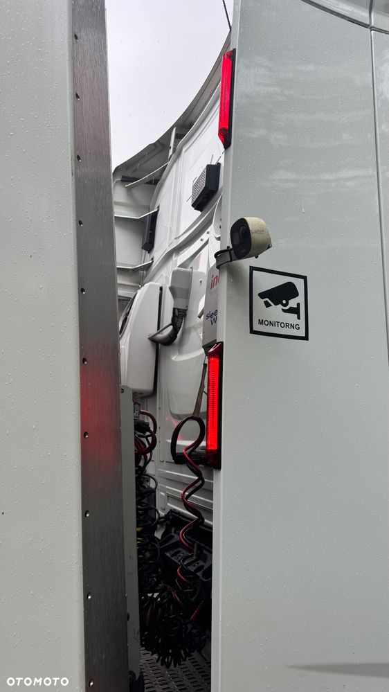 DAF XG - 8