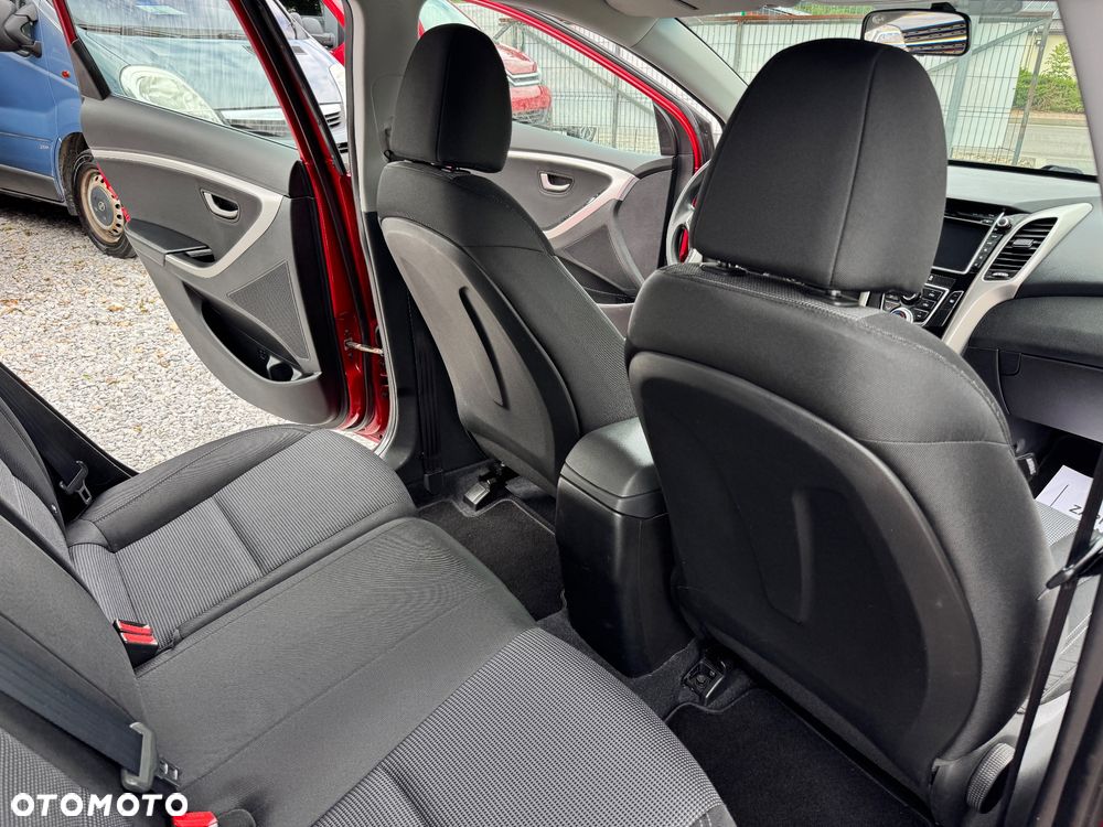 Hyundai i30 - 30