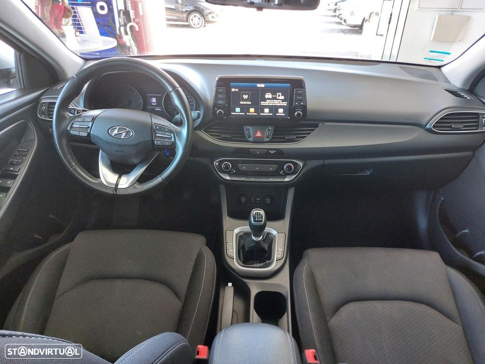 Hyundai i30 SW 1.6 CRDi Style - 40