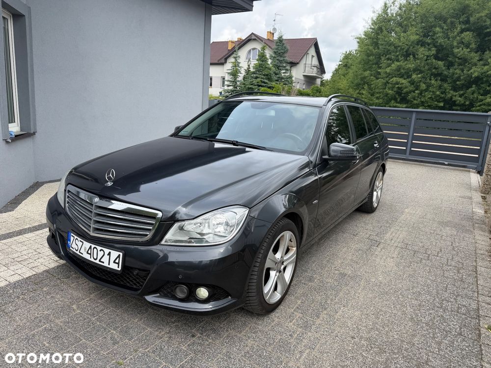 Mercedes-Benz Klasa C 200 (BlueEFFICIENCY) - 2