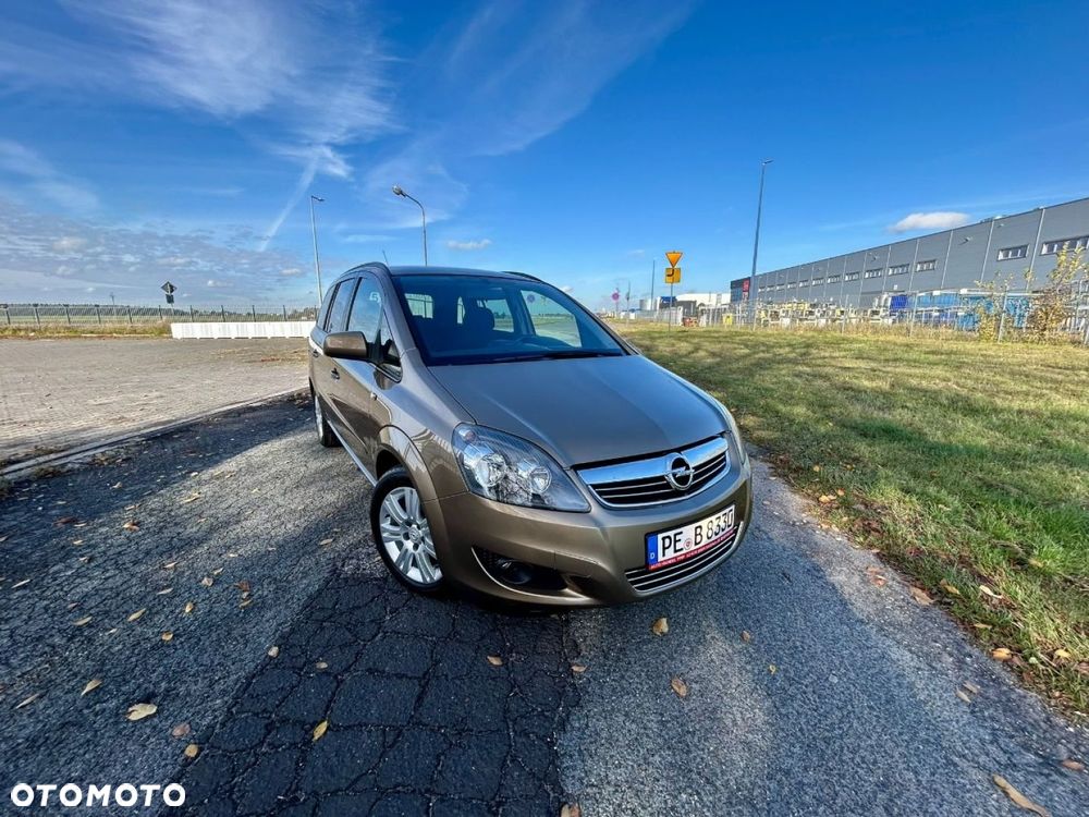 Opel Zafira - 22