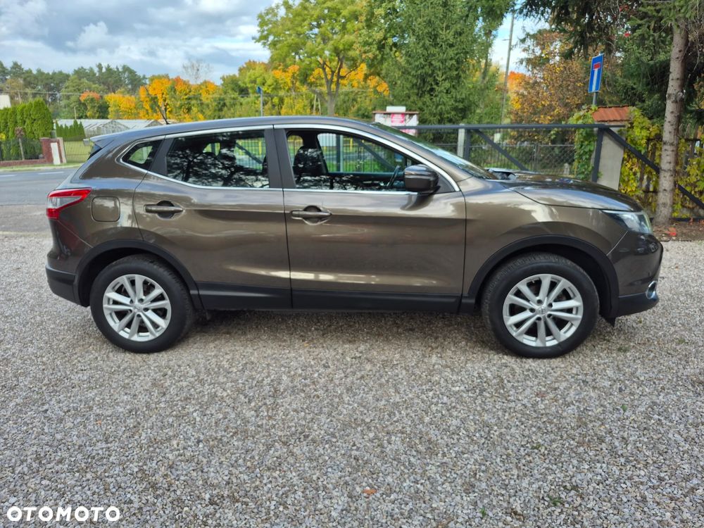 Nissan Qashqai 1.6 dCi DPF acenta - 3