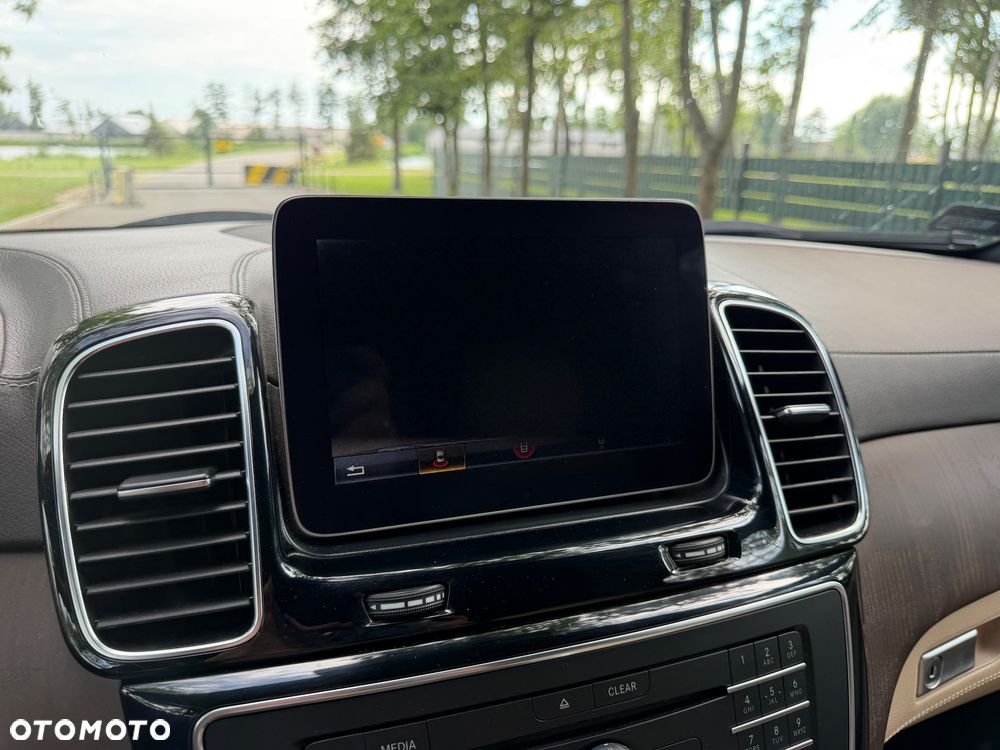 Mercedes-Benz GLE 350 d 4-Matic - 19