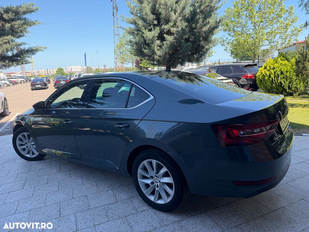 Skoda Superb 1.5 TSI DSG Ambition - 5
