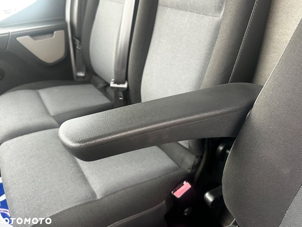 Nissan NV400 - 22