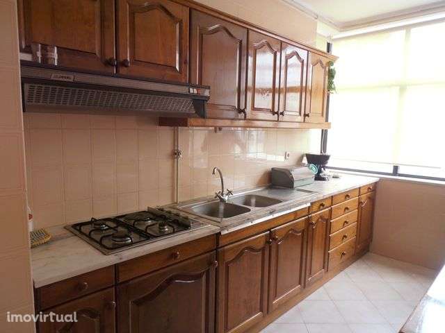 apartamento T2 equipado - Junto à praia - Grande imagem: 3/10