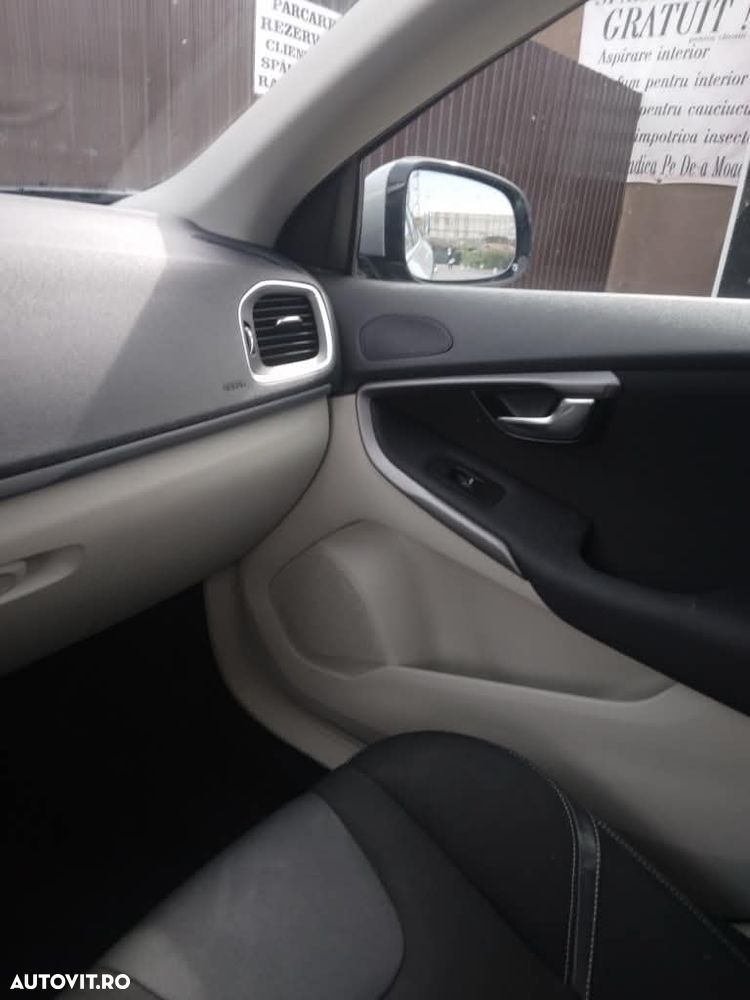 VOLVO V40 2014 — imagine 13