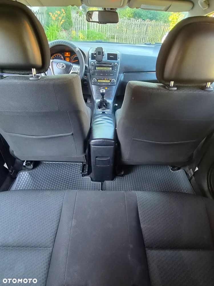 Toyota Avensis 2.0 Sol EU5 - 20