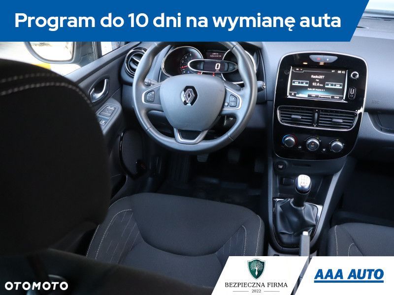 Renault Clio - 9