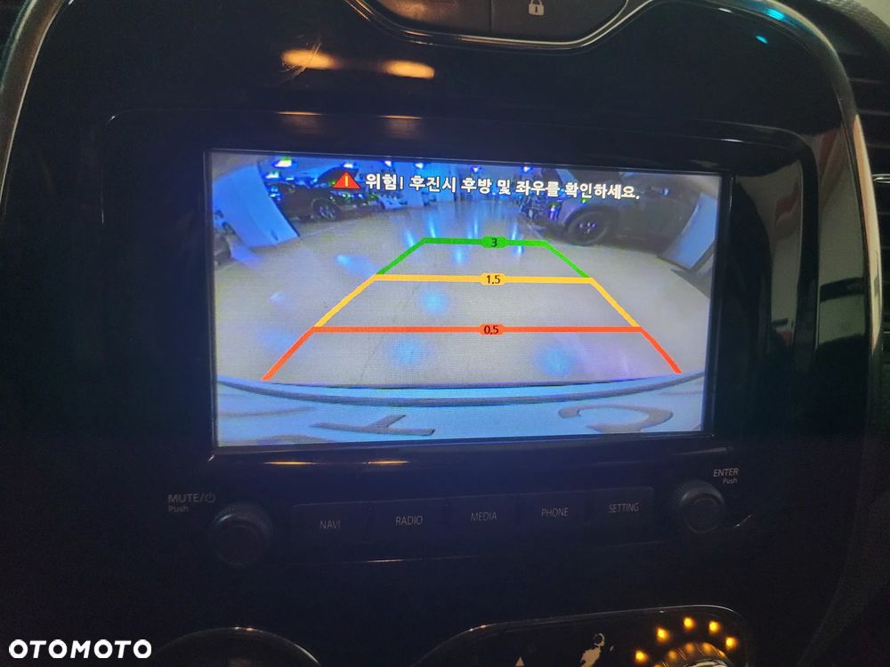 Renault Captur dCi 90 EDC Luxe - 23