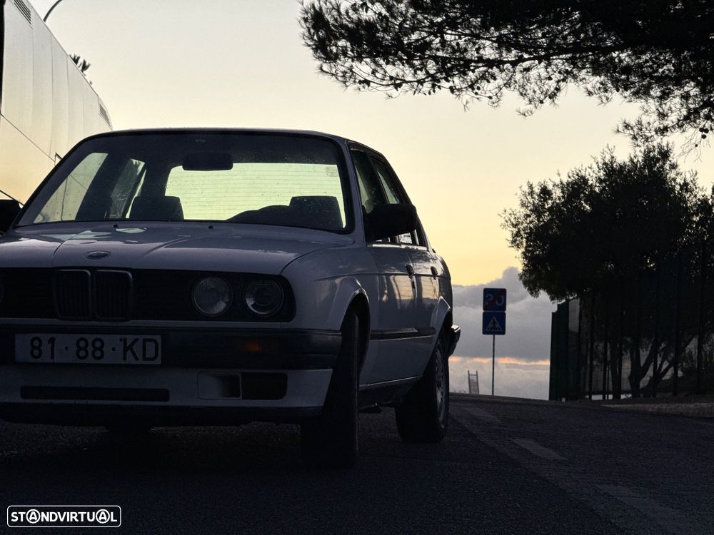 BMW 320 i - 6