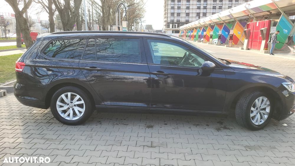 Volkswagen Passat 2.0 TDI SCR DSG Comfortline - 8