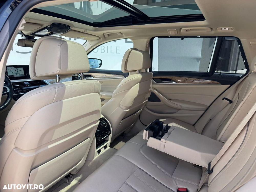 BMW Seria 5 525d AT - 9
