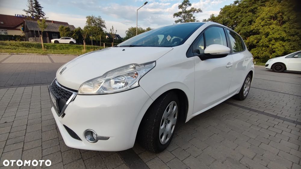 Peugeot 208 1.6 e-HDi Active STT - 9