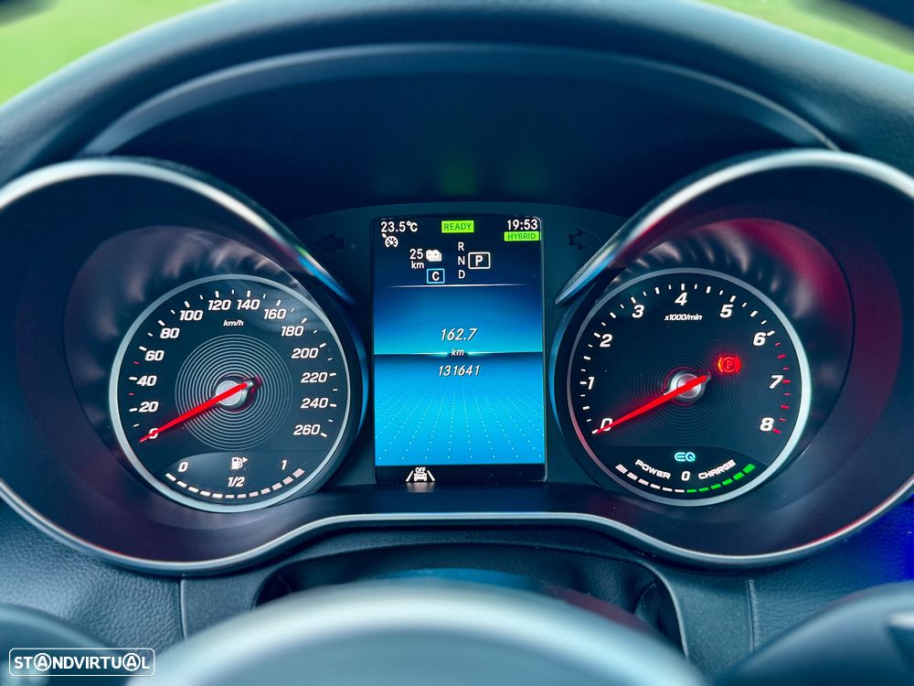 Mercedes-Benz C 300 e T 9G-TRONIC Avantgarde - 25