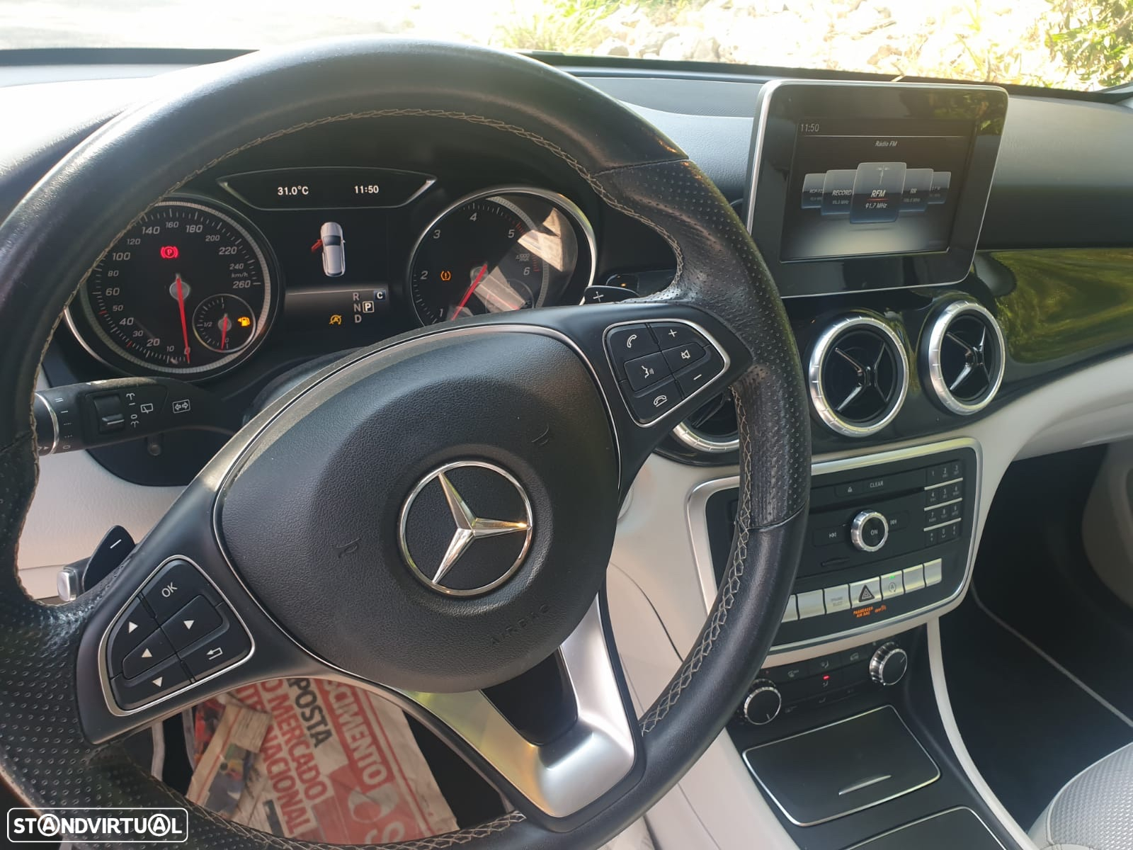 Mercedes-Benz CLA 200 d Shooting Brake Urban Aut. - 13
