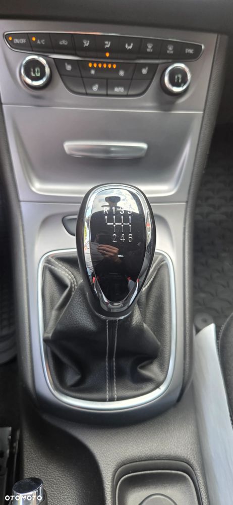Opel Astra 1.6 D Start/Stop Edition - 30