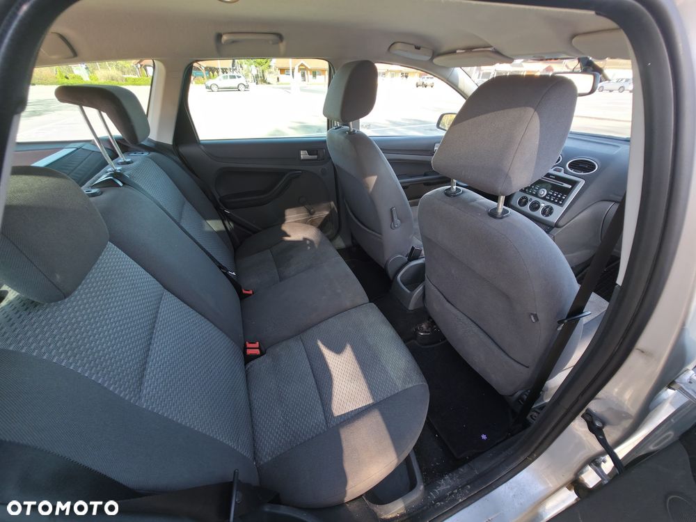 Ford Focus - 11