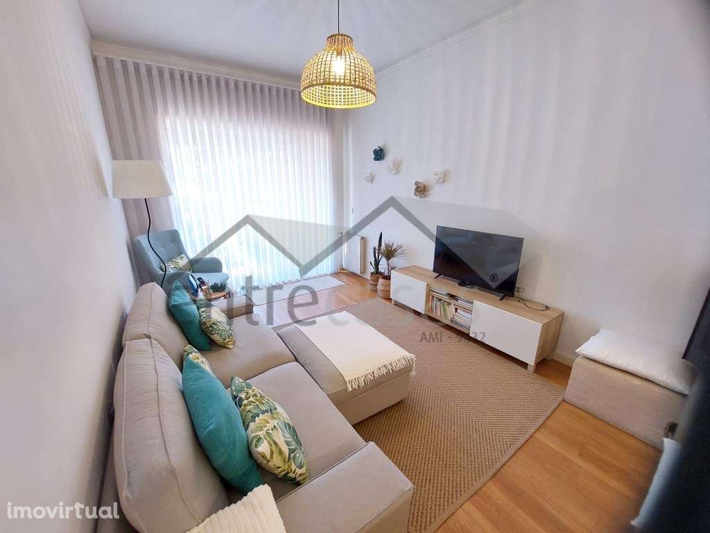 Moradia T2 em Condomínio Fechado com Piscina - Grande imagem: 3/13