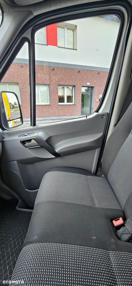 Mercedes-Benz Sprinter - 18