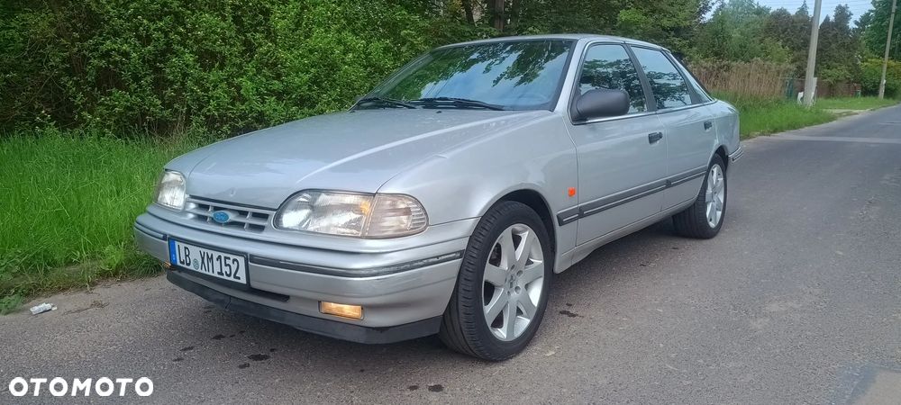 Ford Scorpio 2.0 CL - 15