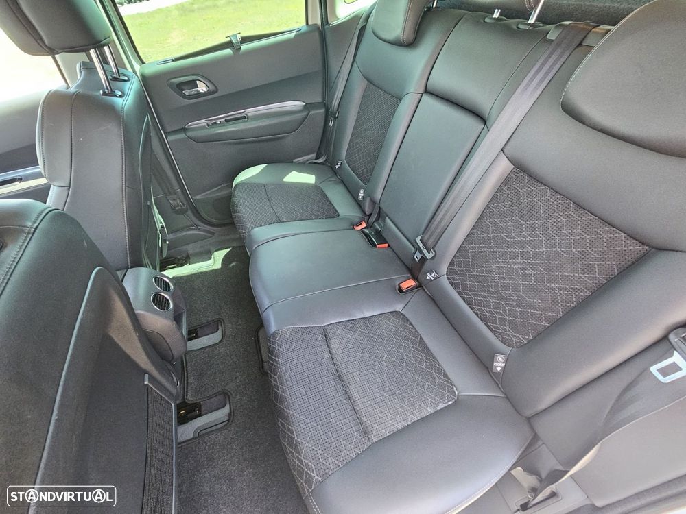 Peugeot 3008 1.6 BlueHDi Allure - 21