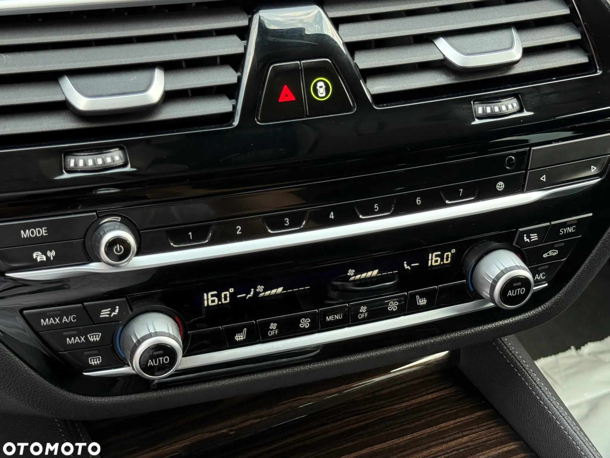 BMW Seria 5 530d xDrive Luxury Line - 21