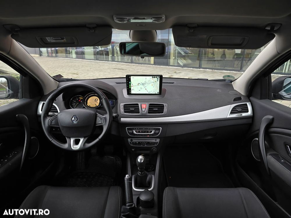 Renault Megane 1.9 dCi FAP Dynamique - 6